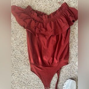 Off-Shoulder Express Ruffled Bodysuit in Rust